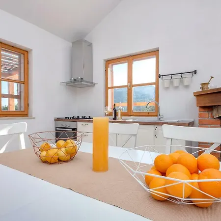 Vineyard Paradise House Villa Pitve
